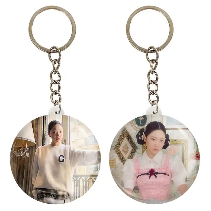 جاکلیدی خندالو مدل یری گروه رد ولوت Red Velvet کد 1961219602 مجموعه 2 عددی