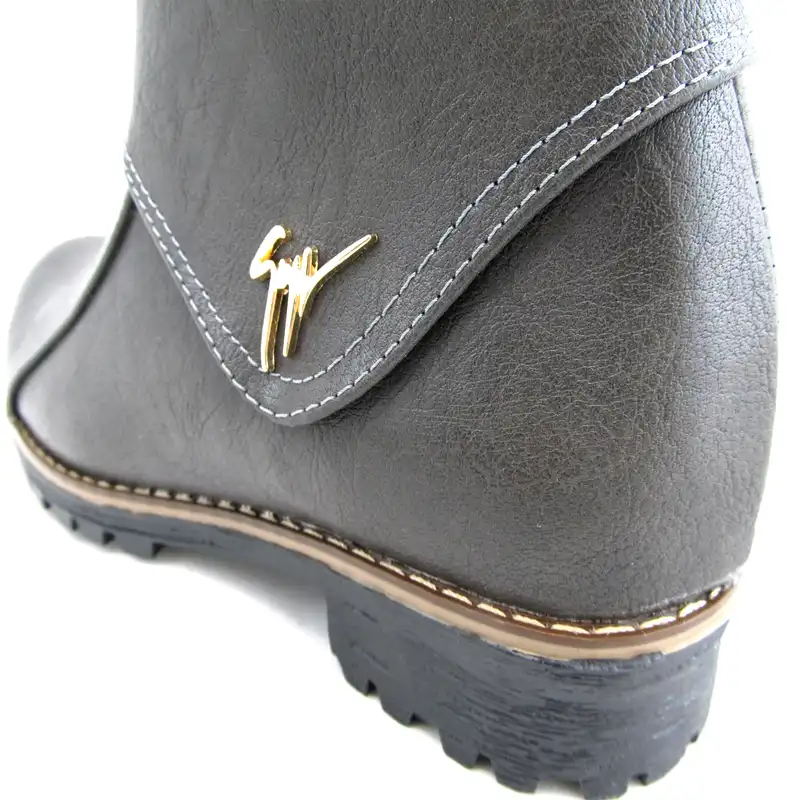 نیم بوت زنانه مدل MOM568