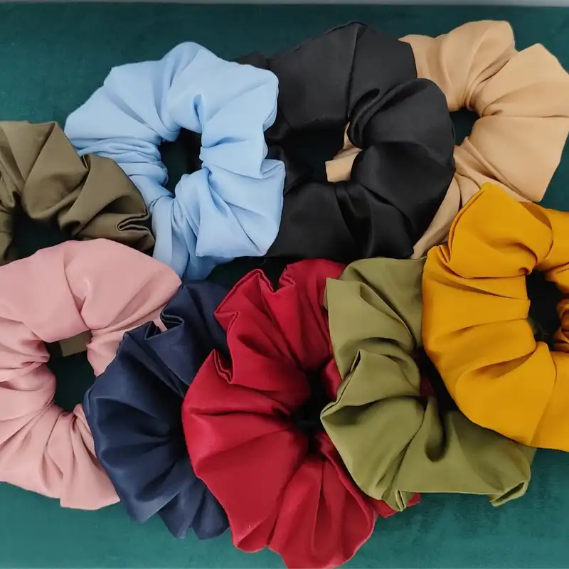 کش مو زنانه مدل اسکرانچی ساتن