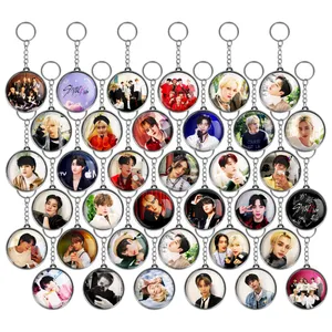 جاکلیدی خندالو طرح استری کیدز Stray Kids مدل دوطرفه کد 43 مجموعه 36 عددی