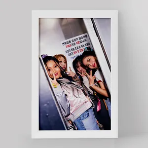 تابلو خندالو مدل گروه مامامو Mamamoo کد 19446