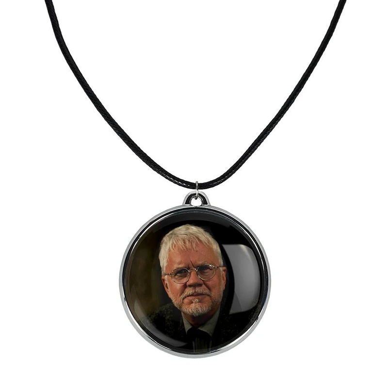 گردنبند خندالو مدل سریال سیلو Silo کد 2997529976