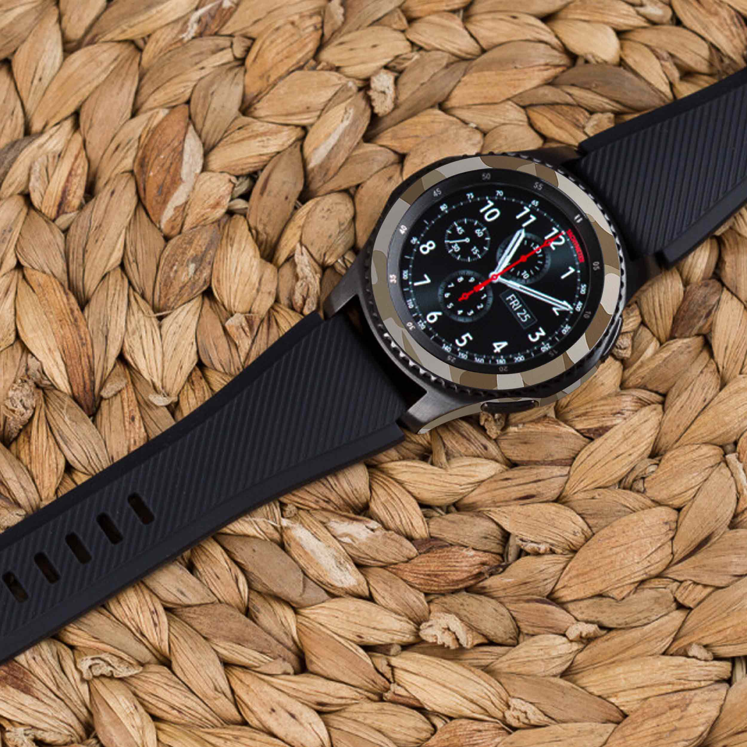 برچسب ماهوت طرح Army-Desert مناسب برای ساعت هوشمند سامسونگ Galaxy Gear S3 Frontier