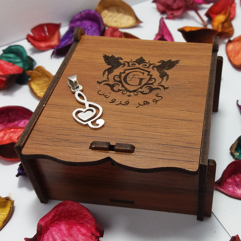 آویز گردنبند نقره زنانه مدل نت موسیقی با قلب