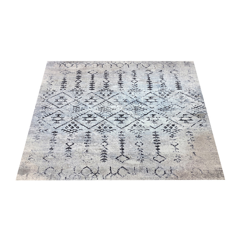 فرش ماشینی زانیس مدل فانتزی طرح عشایر زمینه طوسی