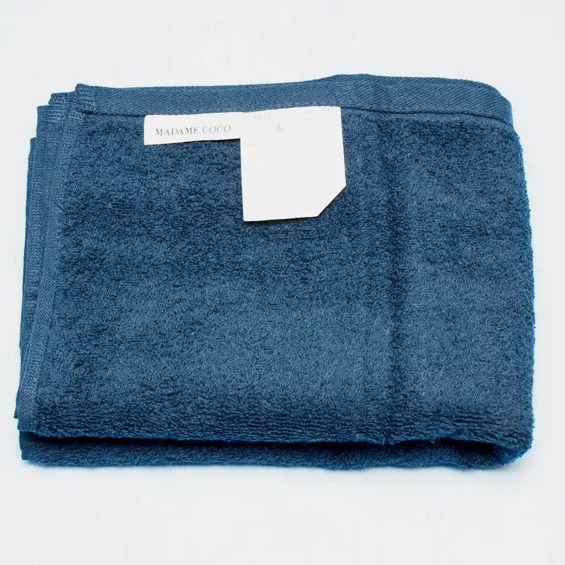 حوله دستی مادام کوکو طرح کلاسیک کد 010 سایز 80x50 سانتی متر بسته 2 عددی