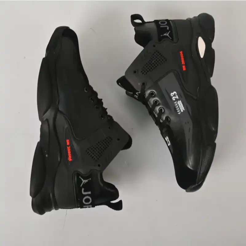 کفش پیاده روی مدل 270M