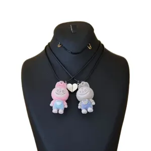 گردنبند دخترانه مدل دوستی مگنتی طرح لبوبو مجموعه دو عددی