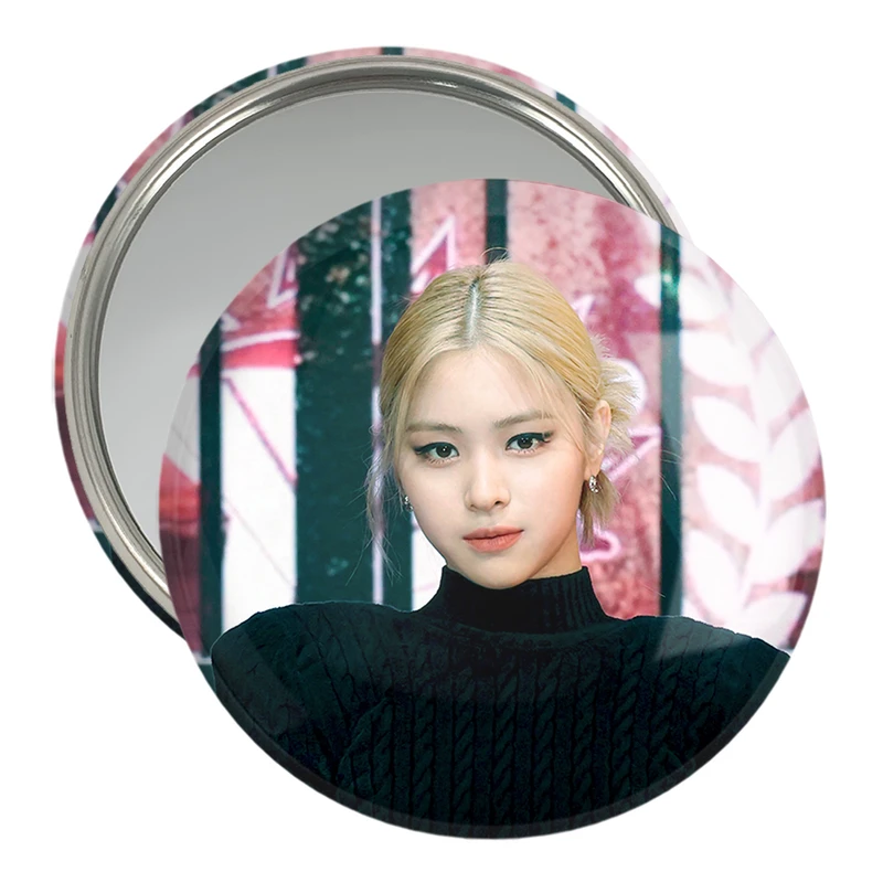 آینه جیبی خندالو مدل ریوجین گروه ایتزی ITZY  کد 20178