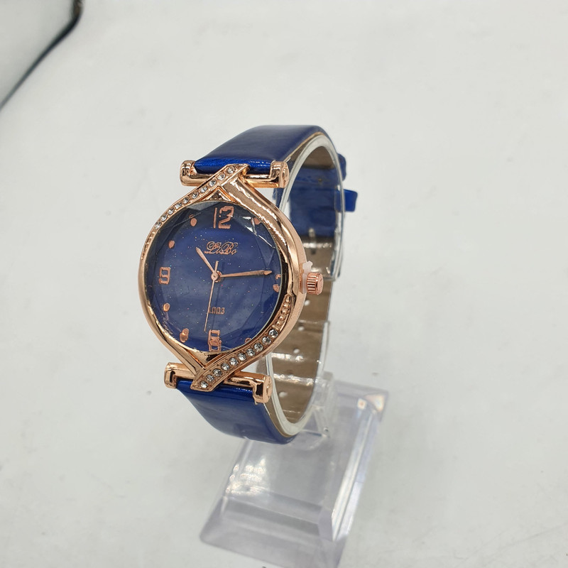 ساعت مچی عقربه ای زنانه مدل BL65 ساعت مچی عقربه ای زنانه مدل BL65