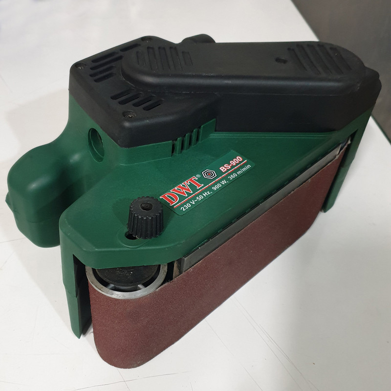 دستگاه سنباده زن دی دبلیو تی مدل تسمه ای کد 900 دستگاه سنباده زن دی دبلیو تی مدل تسمه ای کد 900