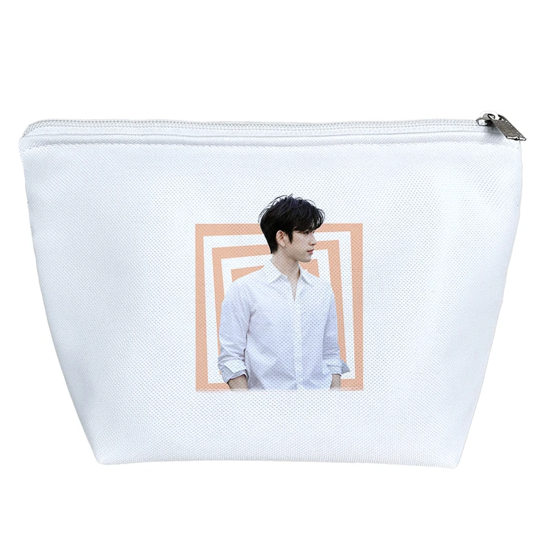 کیف لوازم آرایش دخترانه خندالو مدل جین یونگ گروه موسیقی گات سون GOT7 کد 1707