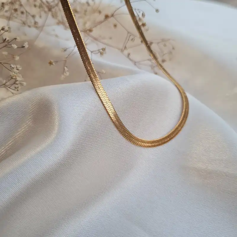 زنجیر زنانه مدل تیغ ماهی کد 453