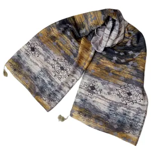 شال زنانه لورنزو مدل نخی پاییزه طیفی