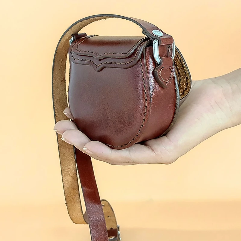 عکس شماره 2 : کیف رودوشی دخترانه خانه چرم آنا مدل 15050a