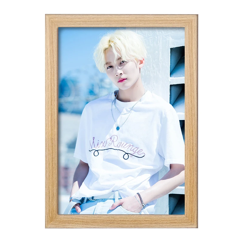 تابلو خندالو مدل جونگهان گروه سونتین Seventeen  کد 21584