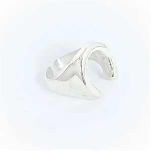 انگشتر نقره زنانه مدل نعل اسبی