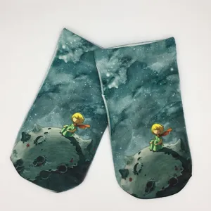 جوراب دخترانه مدل دختر سیاره ای