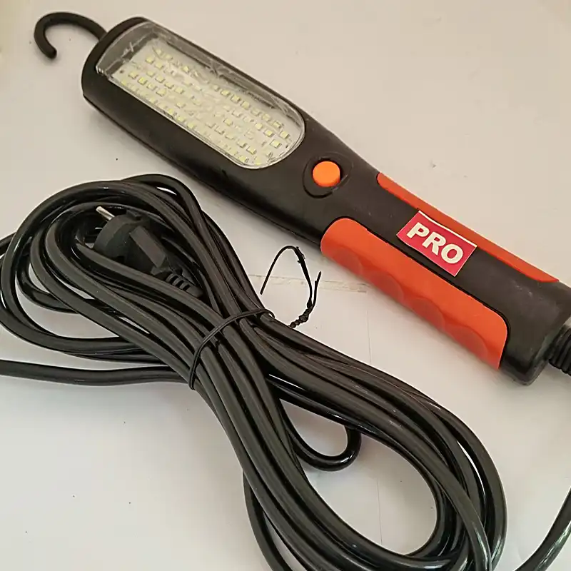 چراغ سیار ال ای دی خودرو پرو کد P-R-O-00369