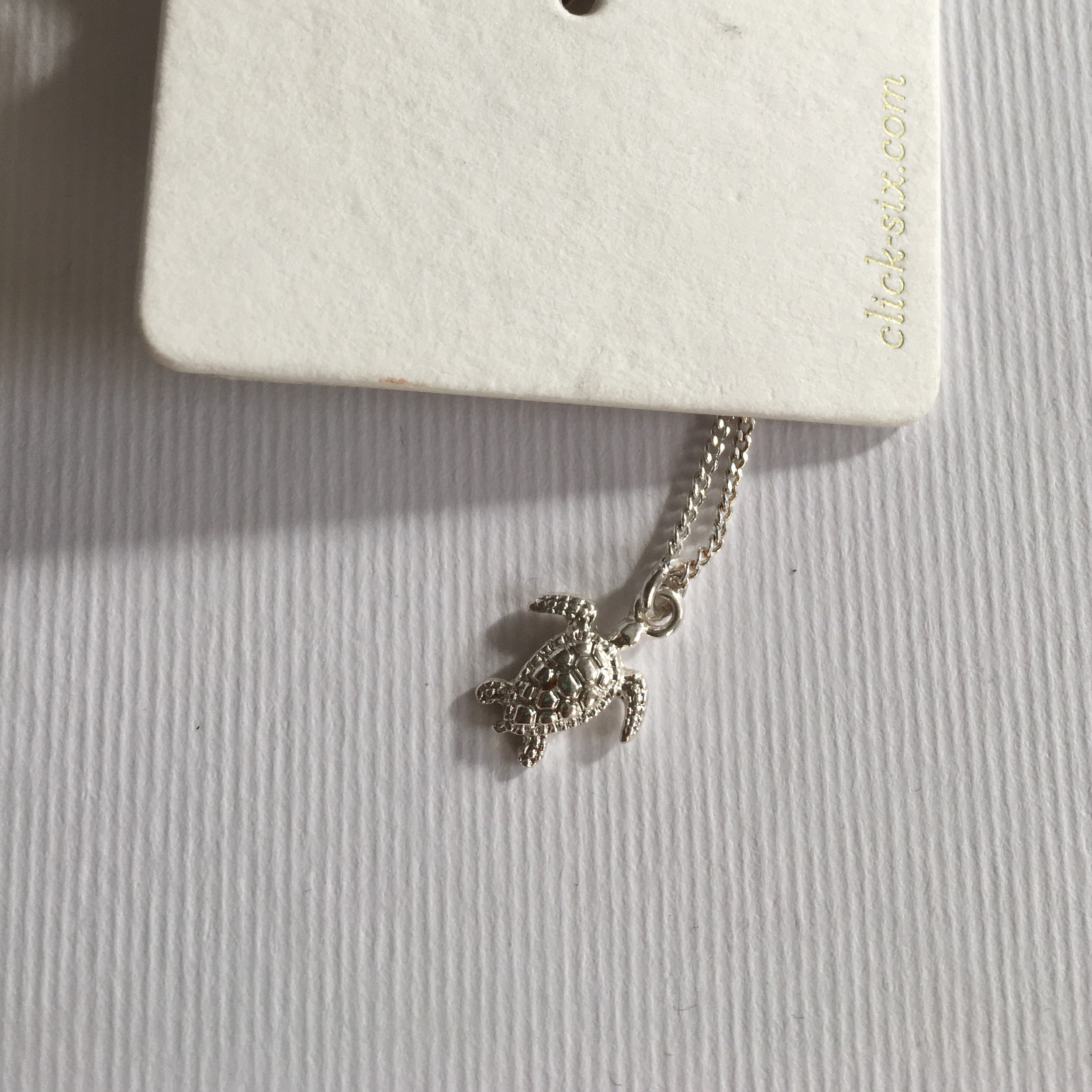 گردنبند زنانه سیکس مدل GS048 گردنبند زنانه سیکس مدل GS048