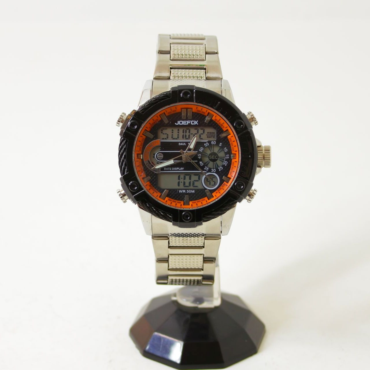 ساعت مچی عقربه‌ای مردانه جی فوکس مدل BO 884