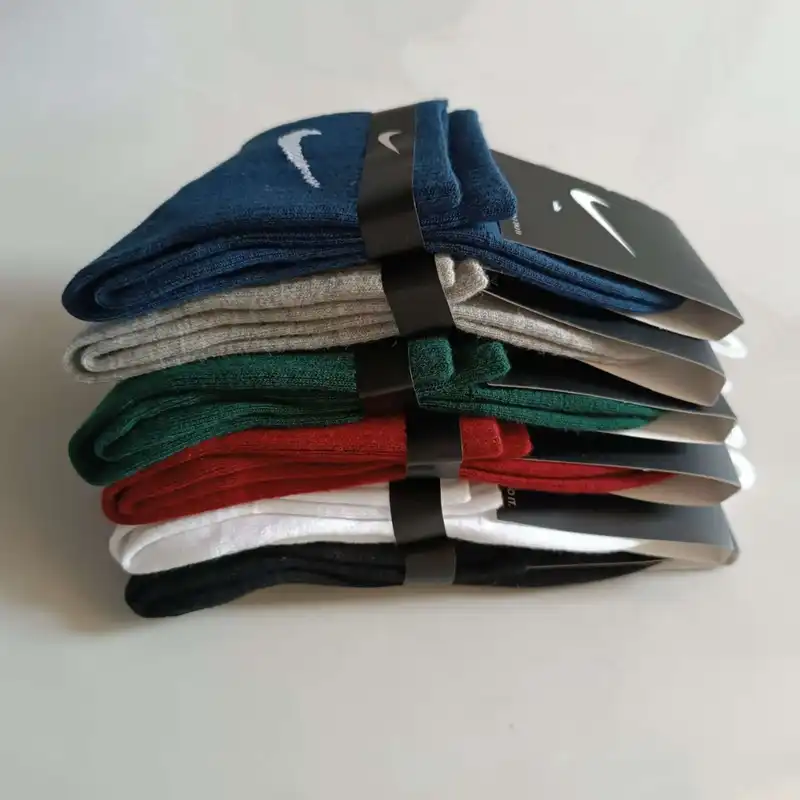 جوراب ورزشی ساق بلند زنانه مدل M6 بسته 6 عددی