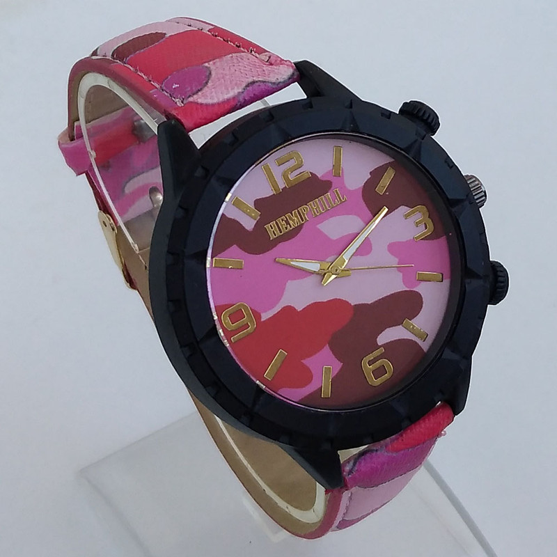 ساعت مچی عقربه ای پسرانه مدل اسپرت ارتشی کد 69 ساعت مچی عقربه ای پسرانه مدل اسپرت ارتشی کد 69