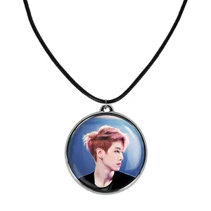 گردنبند خندالو مدل مارک گروه گات سون GOT7 کد 2101621009