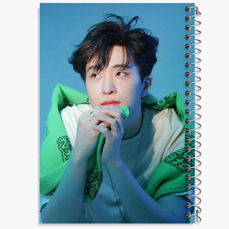 دفتر ژورنال نویسی 50 برگ خندالو مدل نقطه ای طرح یونگجه گروه گات سون GOT7 کد 20993