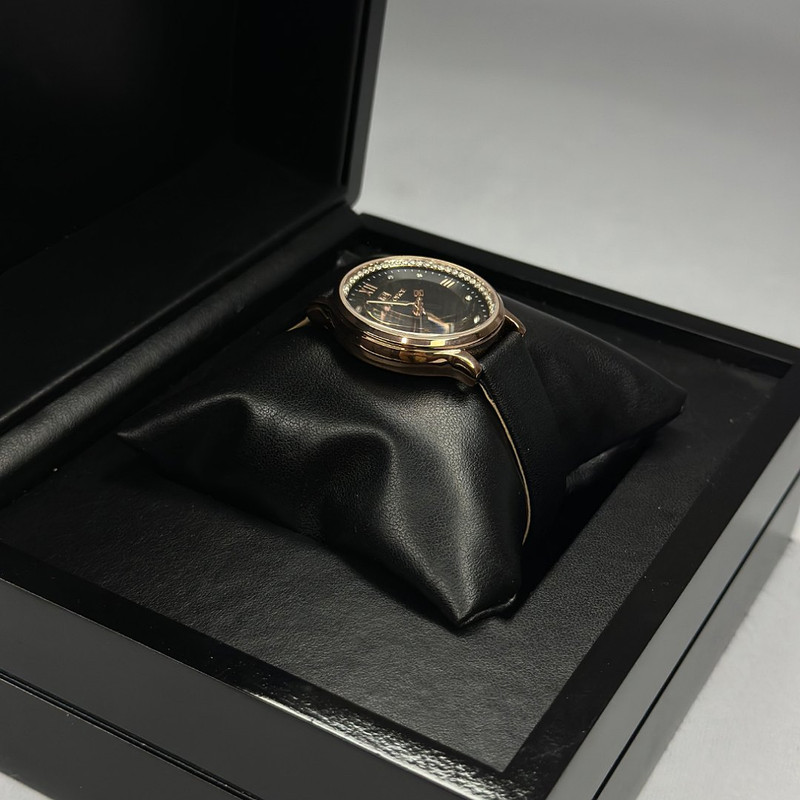 ساعت مچی عقربه ای زنانه نیوی فورس مدل Nf5036 ساعت مچی عقربه ای زنانه نیوی فورس مدل Nf5036