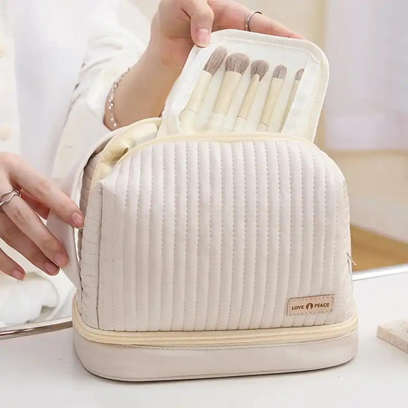 کیف لوازم آرایش زنانه مدل Eco