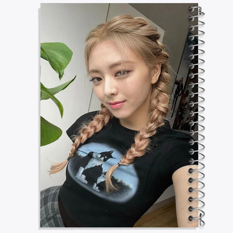 دفتر لیست خرید 50 برگ خندالو طرح یونا گروه ایتزی ITZY کد 20219