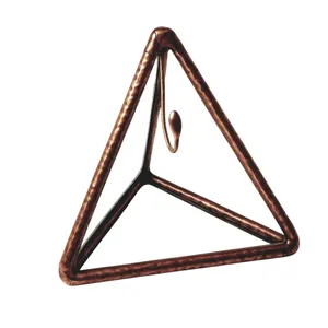 استند انگشتر مدل  تیفانی طرح هرم 