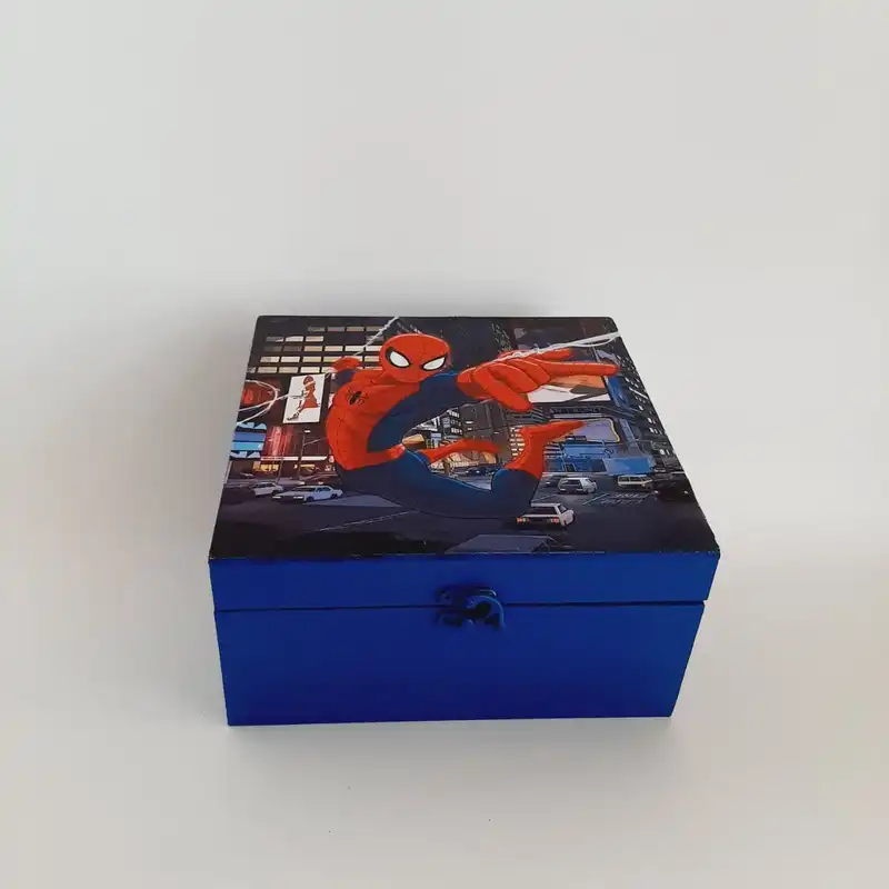 جعبه هدیه مدل کارتونی طرح مرد عنکبوتی کد BB95