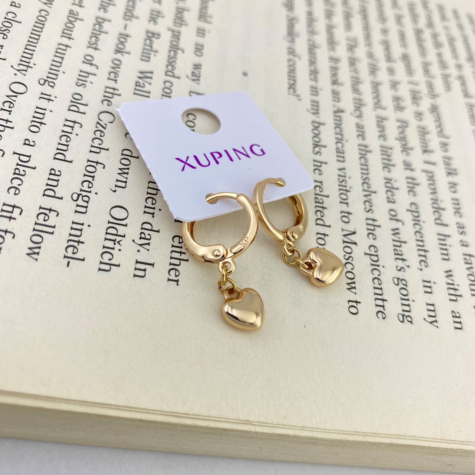گوشواره زنانه ژوپینگ مدل قلب کد E4129 -  - 3