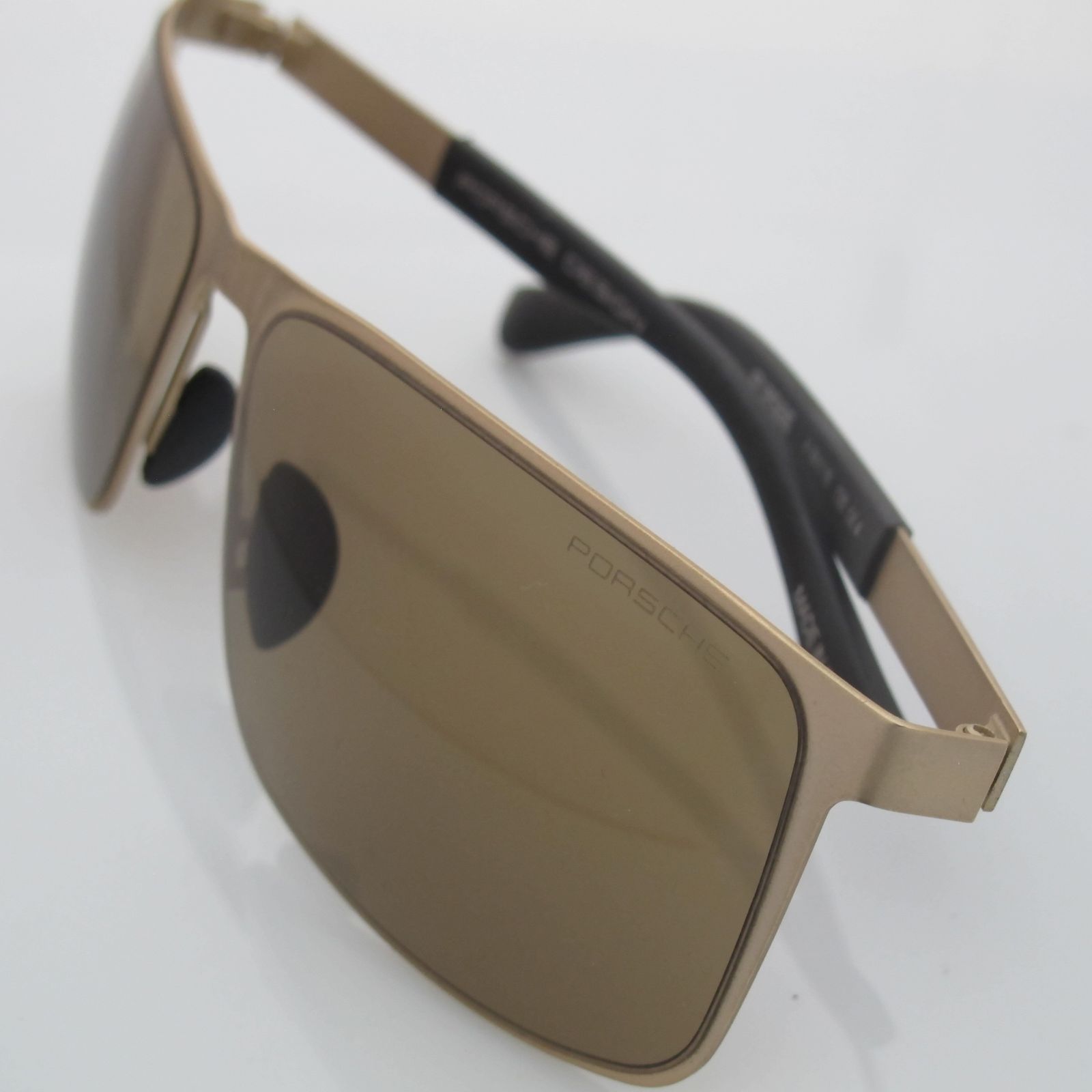 عینک آفتابی مدل P8566
 -  - 3
