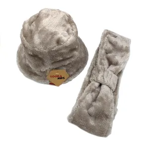 ست کلاه و شال گردن دخترانه مدل باکت کرواتی 04