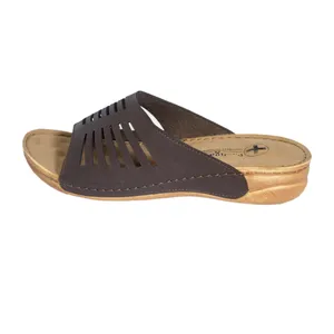 دمپایی زنانه پاژگان مدل یس