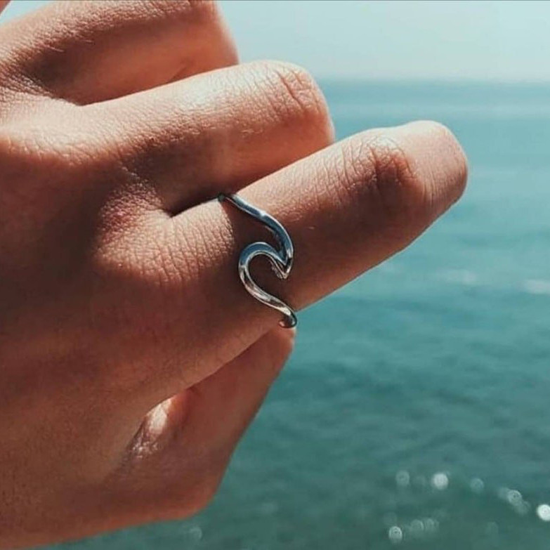 انگشتر نقره زنانه مدل موج