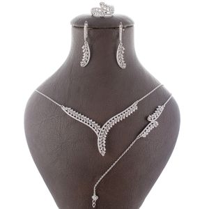 سرویس نقره زنانه مدل AIS-N159