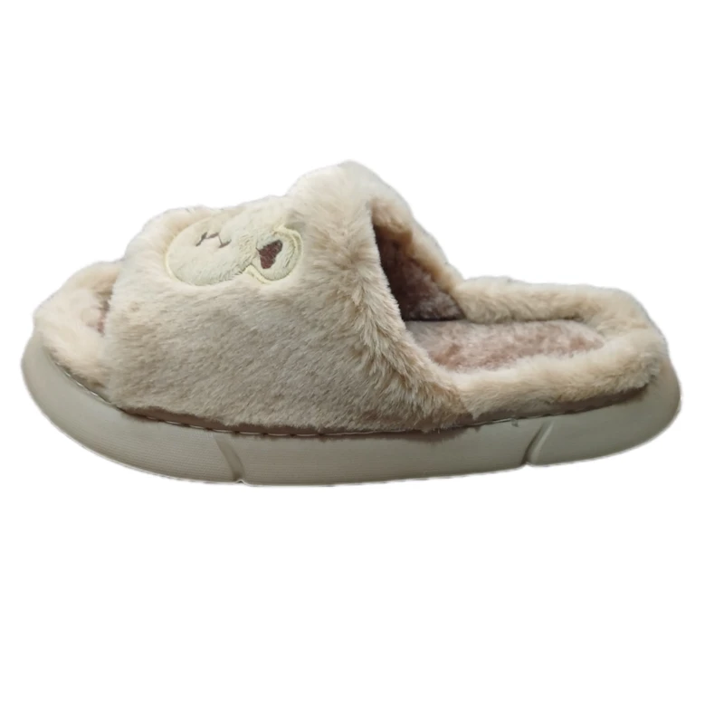 دمپایی حوله‌ای مدل خرسی