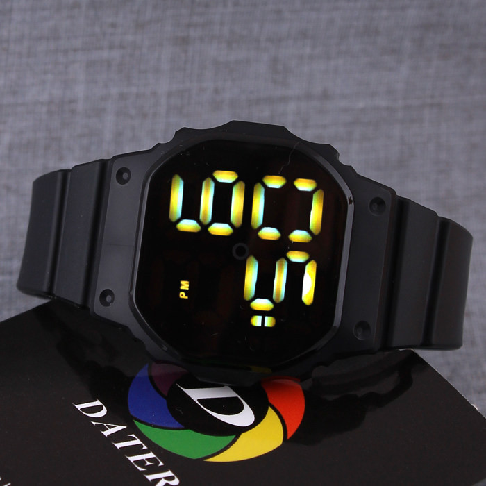 ساعت مچی دیجیتال دخترانه مدل هدیه 2022