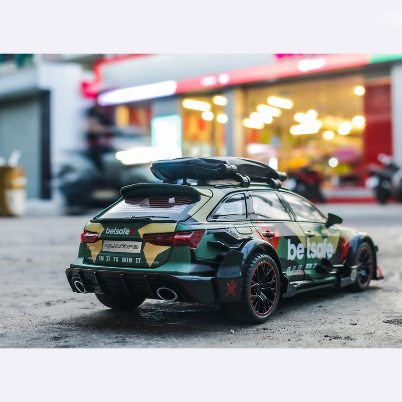 ماشین بازی مدل فلزی عقبکش آئودی AUDI RS6