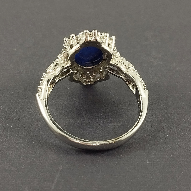 انگشتر نقره زنانه سلین کالا مدل یاقوت کبود کد 39 انگشتر نقره زنانه سلین کالا مدل یاقوت کبود کد 39