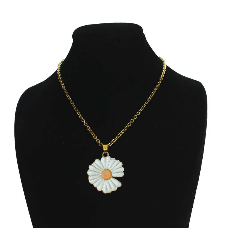 گردنبند زنانه مدل بابونه گردنبند زنانه مدل بابونه