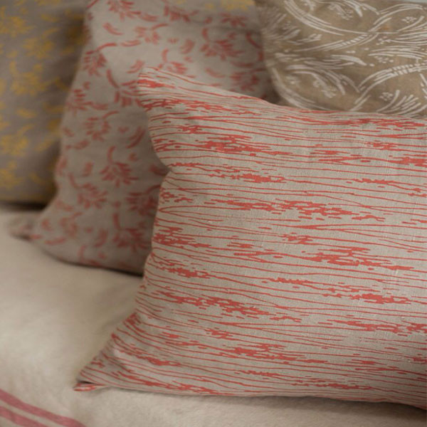 غلتک نقاشی مدل y064 سایز 6 اینچ به همراه دسته و فوم