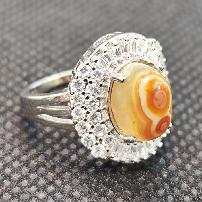 انگشتر نقره زنانه مدل سنگ باباقوری کد P9813 انگشتر نقره زنانه مدل سنگ باباقوری کد P9813