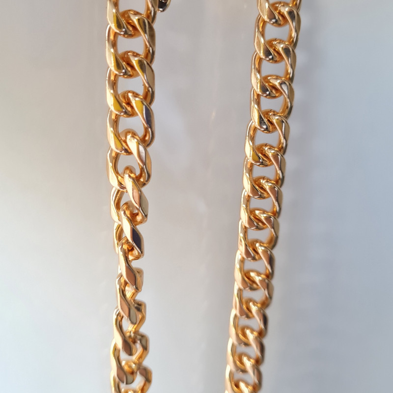 زنجیر زنانه استینلس استیل مدل بلند زنجیر زنانه استینلس استیل مدل بلند