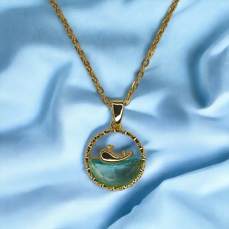 گردنبند زنانه مدل دریا طرح موج و وال