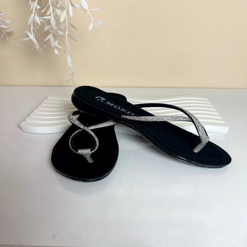 دمپایی لاانگشتی زنانه مدل آلفا 17 رنگ مشکی